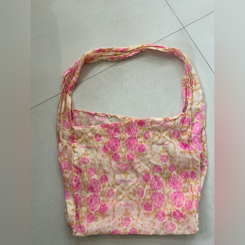Free People Pink and Cream Floral Cotton Tote Shoulder Bag - Picture 3 of 3